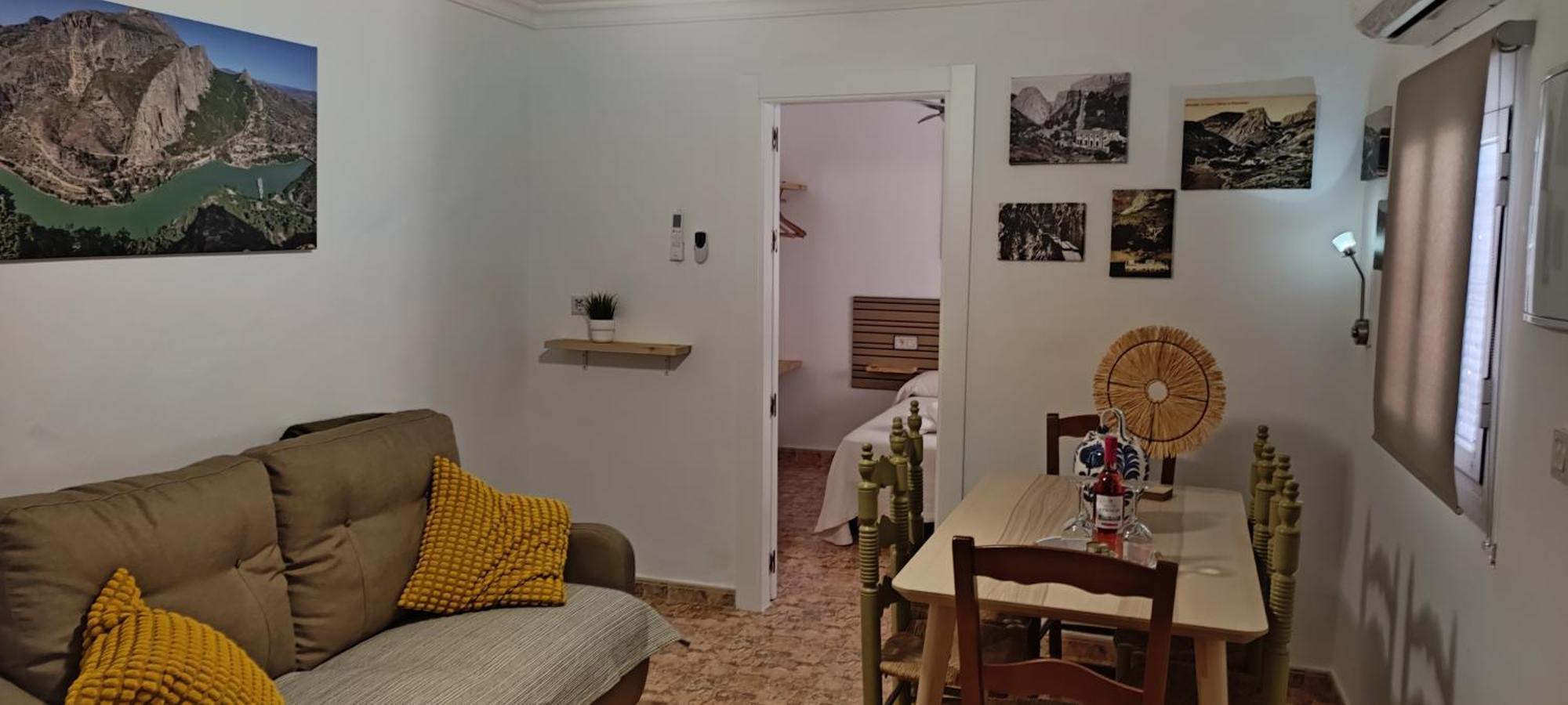 La Tienda De Miguel Apartamento El Chorro Quarto foto